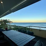فيلة - Private Pool - 10 Guests - Lagos *