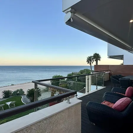 - Private Pool - 10 Guests - Lagos * Luz