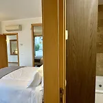 - Private Pool - 10 Guests - Lagos Villa *