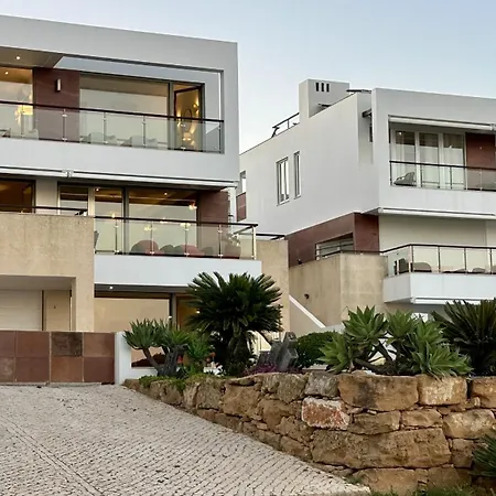 Villa - Private Pool - 10 Guests - Lagos *